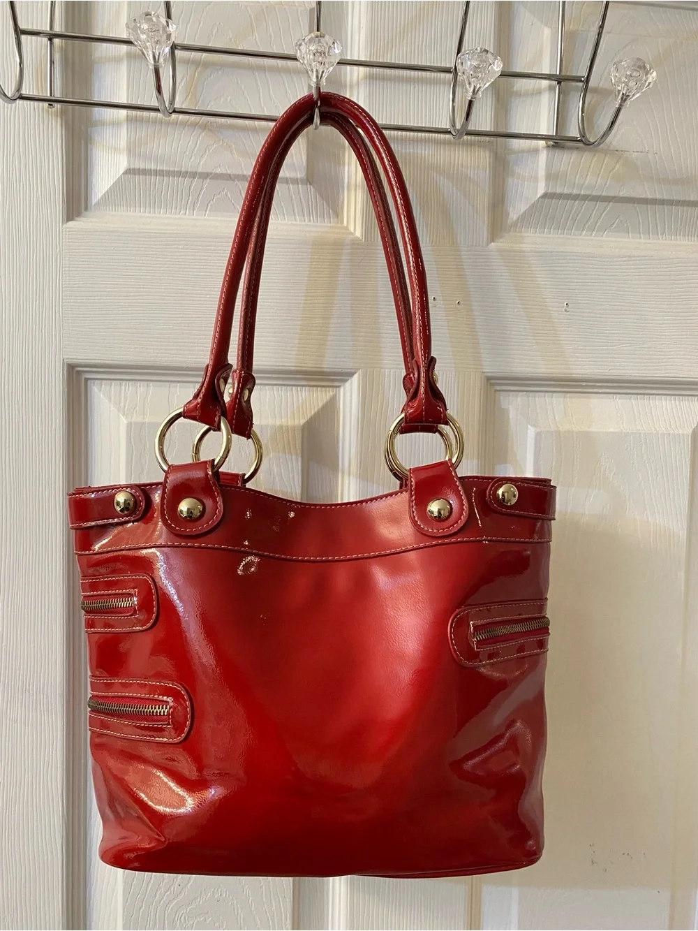 NEW….Kathy Van Zealand, New never used beautiful patent glossy Red Leather